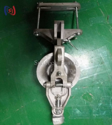 Universal Stringing Pulley Block Elektrik Enerjisi İnşaatı İçin Temel Üstten İletişim Hatları Araçları