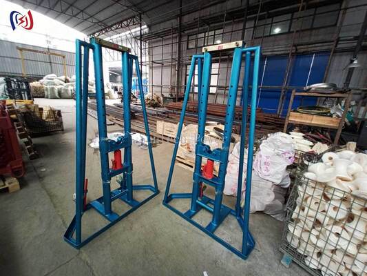 Galvanizli Kablo Bobin Standı 50-300KN Yük 2400-5000mm Kondüktör Davul Standı
