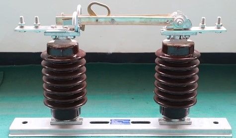 15KV 600A Tek Fazlı Ayırma Porselen İzolasyon Anahtarı