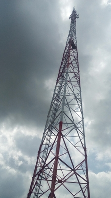 Telekom İçin 110km / H Galvanizli Tv Anten Kulesi